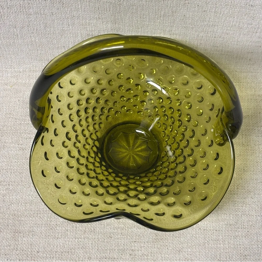 Vintage Fenton light green hobnail basket